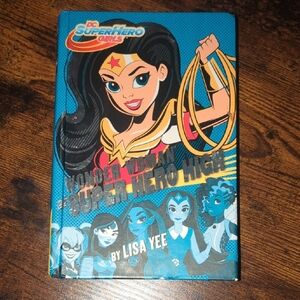 DC Comics Wonder Woman Super Hero High Book 📚